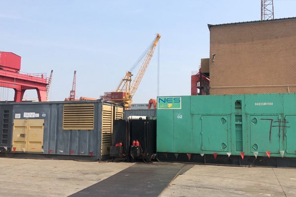 田林发电机出租空气滤清器的清洁频率是多少？